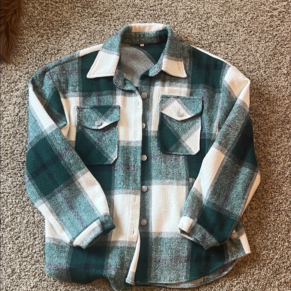 Green and White Plaid women’s plaid shacket